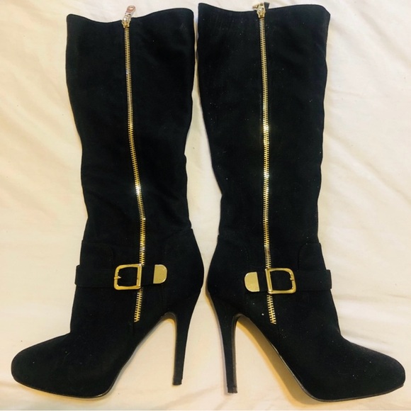 High Heels Women’s Suede Boots with Gold Accents - Picture 5 of 7